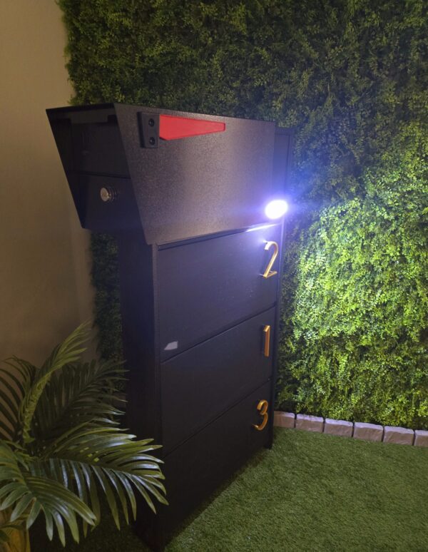 PolyPost - Image 3