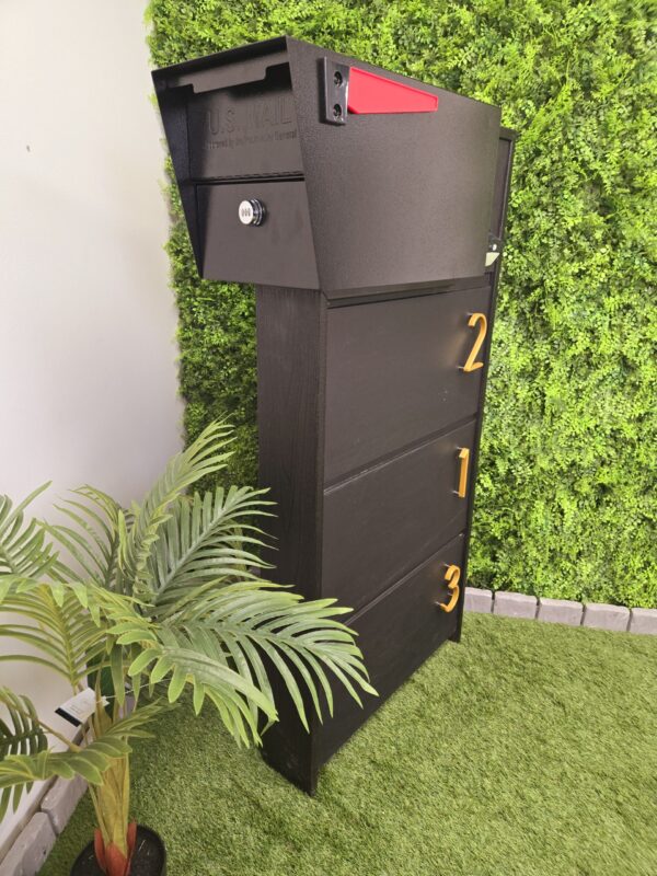 PolyPost - Image 2